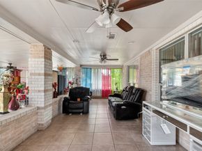530 Frankie Street 1, Houston TX 77015