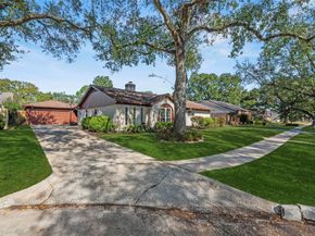 8510 Braes Meadow Drive, Houston TX 77071