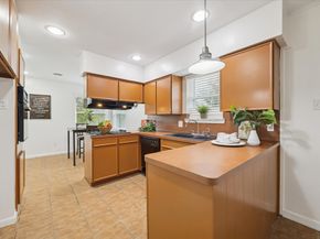 7539 Jason Street, Houston TX 77074