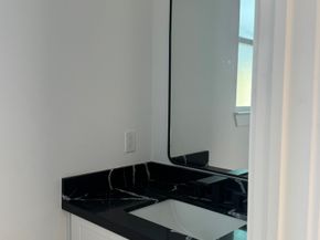 6541 Sealey Street, Houston TX 77091