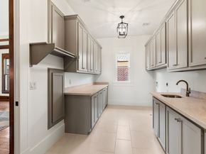 1815 Milford Street, Houston TX 77098