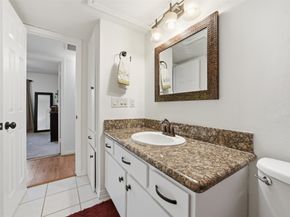 7575 Katy Fwy 89, Houston TX 77024