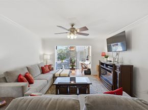 7575 Katy Fwy 89, Houston TX 77024