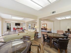 7575 Katy Fwy 89, Houston TX 77024