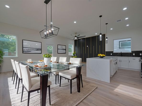 2422 Dalview Street, Houston TX 77091