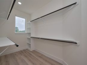 2422 Dalview Street, Houston TX 77091