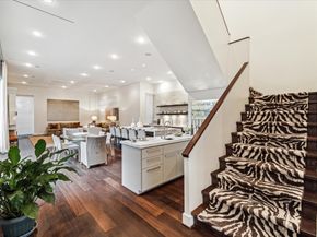 2211 Avalon Place, Houston TX 77019