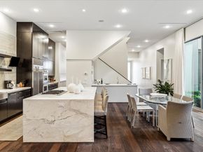 2211 Avalon Place, Houston TX 77019