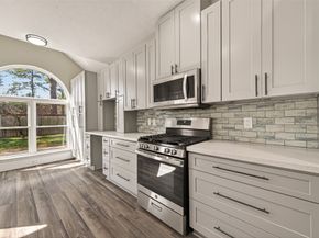 16315 Battlecreek Drive, Houston TX 77095