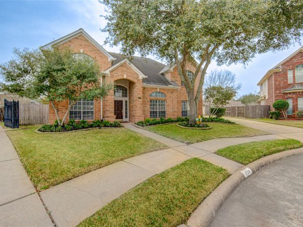 1730 Monvale Lane, Sugar Land TX 77479
