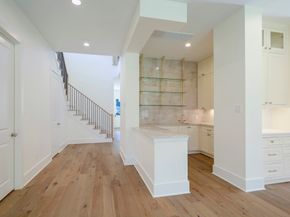 955 W 42nd Street, Houston TX 77018