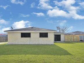12106 Panay Drive, Houston TX 77048