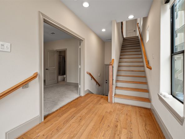 2316 Camden Drive, Houston TX 77021