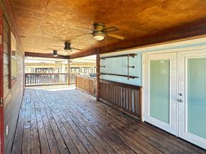 6623 Gulf Freeway, Houston TX 77087