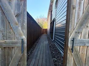 6623 Gulf Freeway, Houston TX 77087