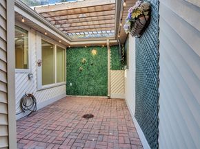 656 N Eldridge Parkway, Houston TX 77079