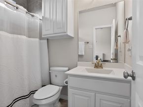 2841 Shadow Woods Court, Houston TX 77043