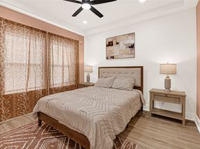 3833 Seabrook Street, Houston TX 77021