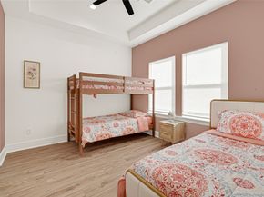 3833 Seabrook Street, Houston TX 77021