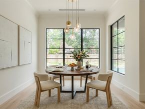 10722 Old Coach Lane, Hunters Creek Village TX 77024