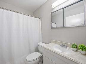 11607 Chimney Rock Road C, Houston TX 77035