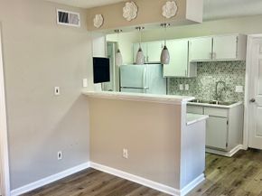 12660 Ashford Point Drive 608, Houston TX 77082