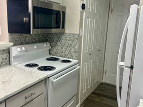 12660 Ashford Point Drive 608, Houston TX 77082