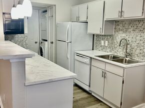 12660 Ashford Point Drive 608, Houston TX 77082