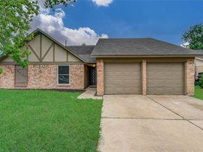 5727 Longforest Drive, Houston TX 77088