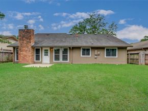 5727 Longforest Drive, Houston TX 77088