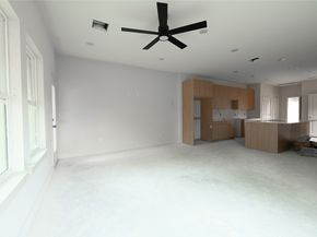 7930 Corinth Street, Houston TX 77051
