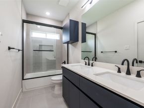 7930 Corinth Street, Houston TX 77051