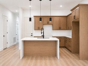 8206 Colonial Lane A/B, Houston TX 77051