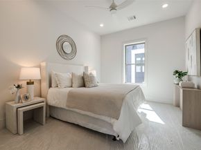 1824 MARSHALL Street, Houston TX 77098