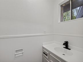 7615 Braesdale Lane, Houston TX 77071