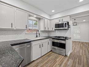7615 Braesdale Lane, Houston TX 77071