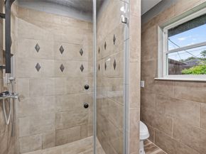 7615 Braesdale Lane, Houston TX 77071