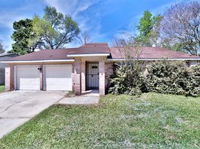 10119 Valley Club Drive, Houston TX 77078