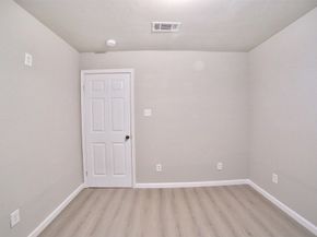 10119 Valley Club Drive, Houston TX 77078