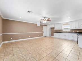 8221 Brockton Street, Houston TX 77017