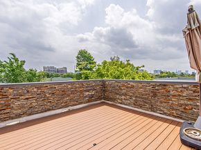 2025 Colquitt Street E, Houston TX 77098