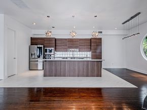 2025 Colquitt Street E, Houston TX 77098
