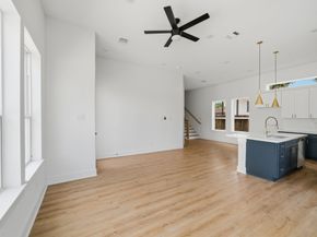 8906 Sunshine Laverne Lane, Houston TX 77080