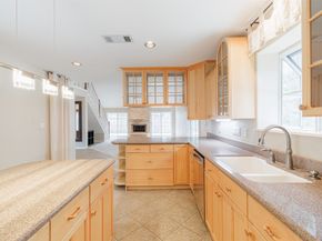 519 E Hillary Circle, Sugar Land TX 77498