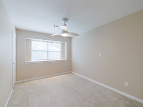 519 E Hillary Circle, Sugar Land TX 77498