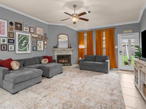 13846 Mckinney Creek Lane, Houston TX 77044