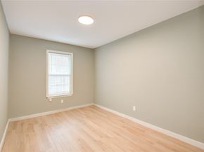 902 Ashford Parkway Parkway, Houston TX 77077