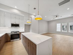 2221 Marnel Road B, Houston TX 77055