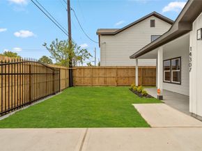 14307 Laredo Street, Houston TX 77015