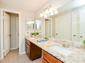 2255 Braeswood Park Drive 168, Houston TX 77030